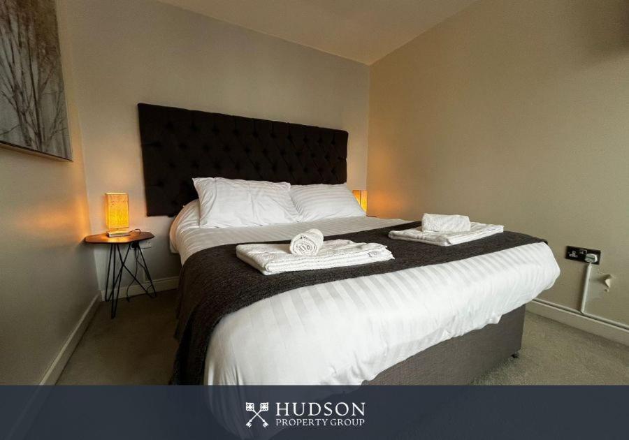 Townhouse With Parking Telford